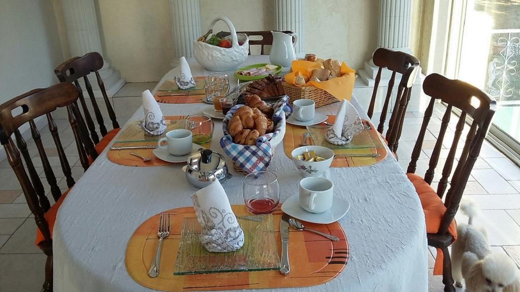 ホテル Domaine De Bailheron ベジエ 部屋 写真